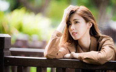 NBA安比德化身面具侠回归飙34分76人主帅：状态不错